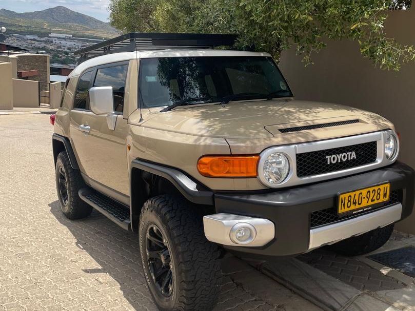 2021 Toyota FJ Cruiser photo 1