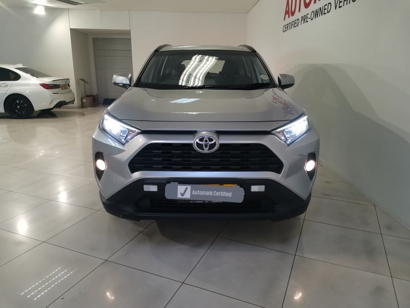2019 Toyota Rav4 photo 3