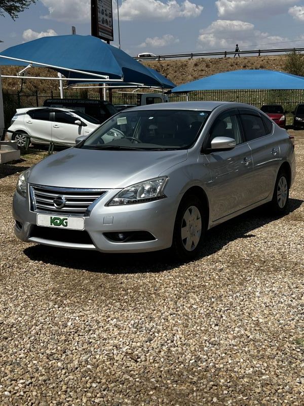 2012 Nissan Sylphy photo 1