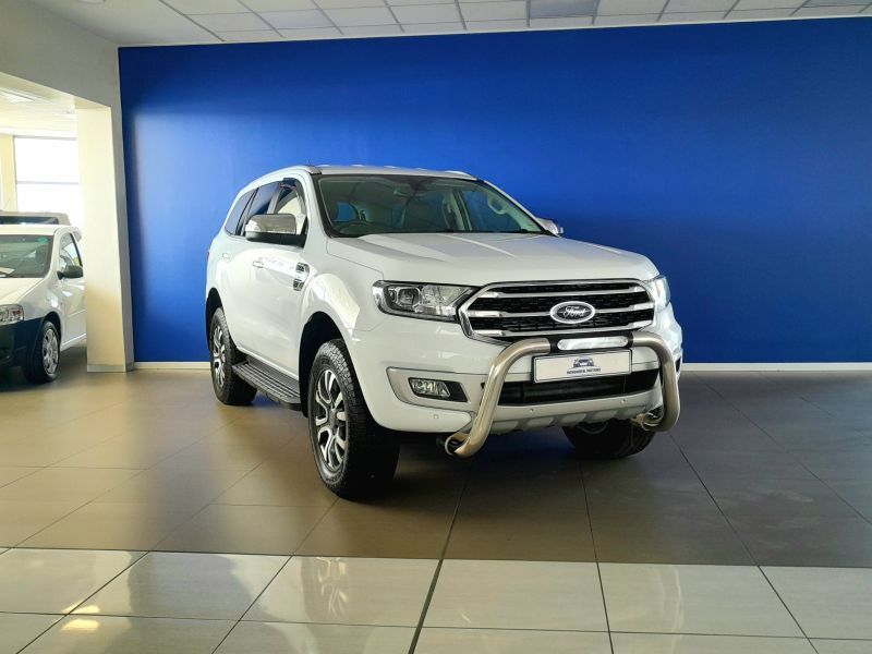 2021 Ford Everest photo 1