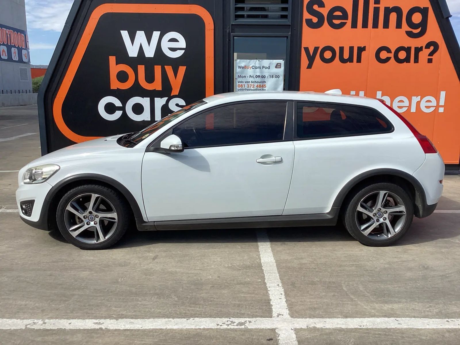 2011 Volvo C30 photo 2